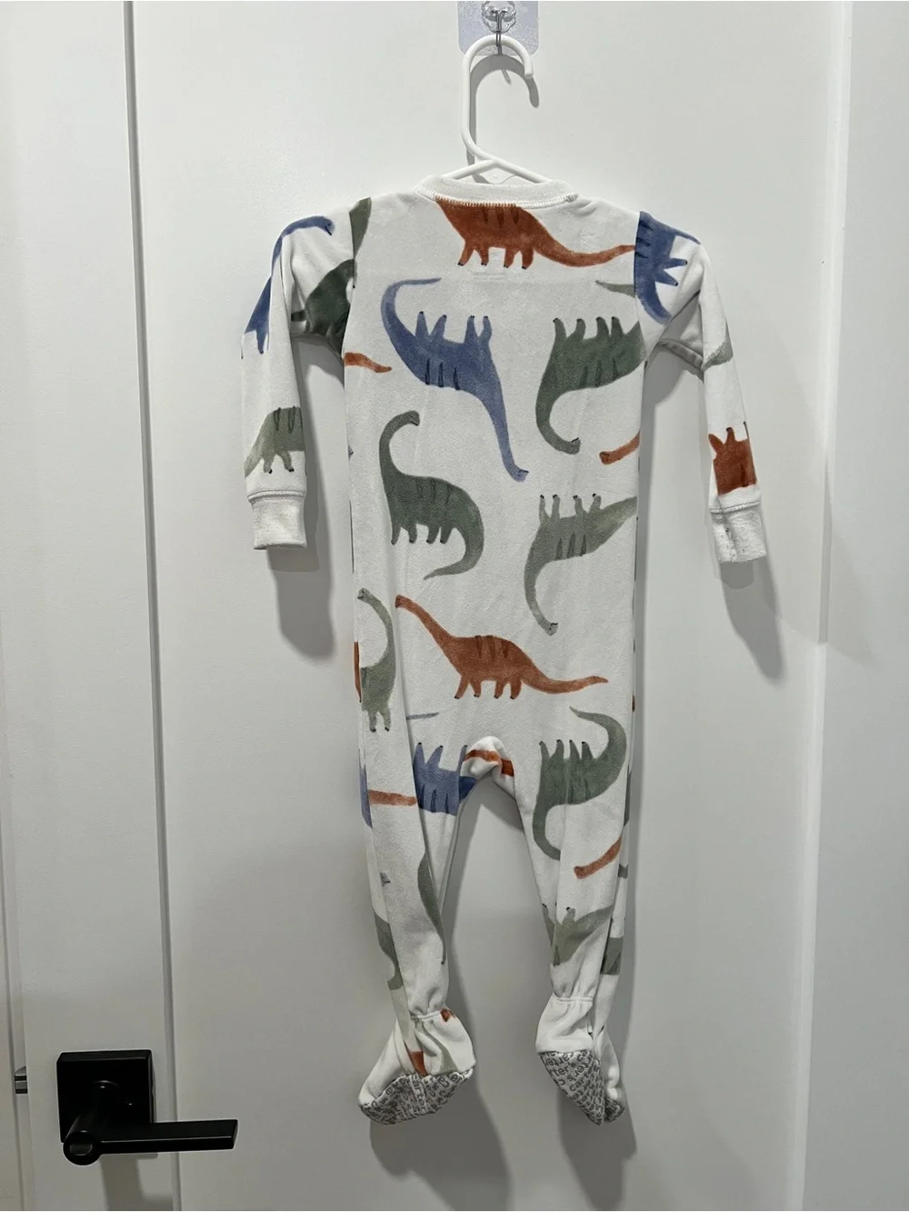 Carters roar into